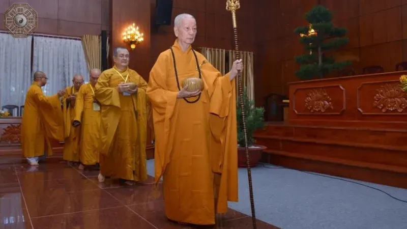 Chư tăng là gì?