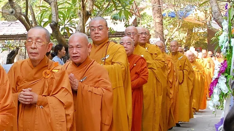 Nguồn gốc và ý nghĩa của chư tăng