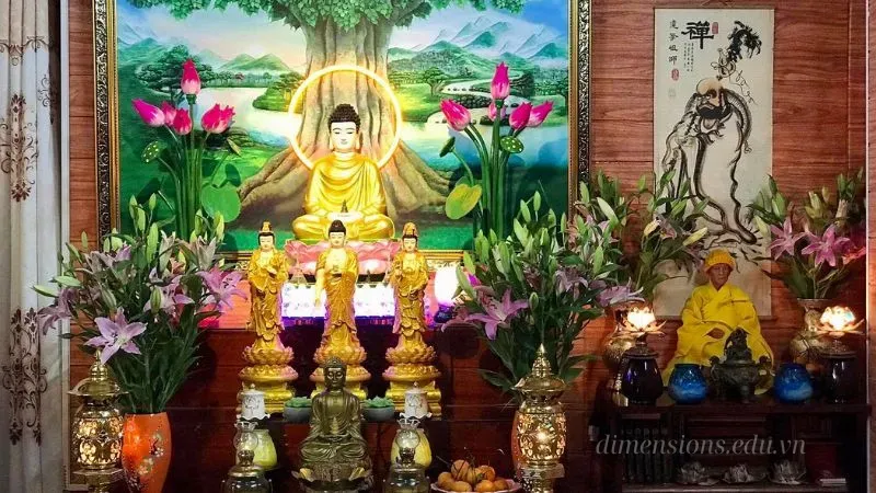 Hướng dẫn thực hiện nghi thức cúng dường Tam bảo tại chùa