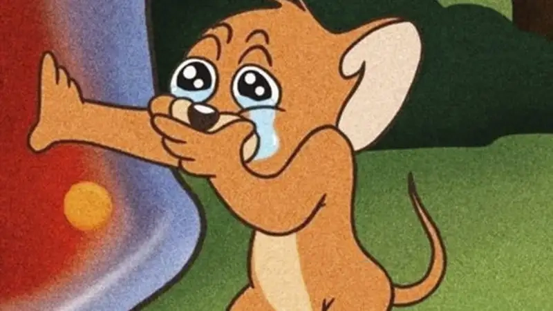 Khóc thầm theo meme buồn rớt nước mắt