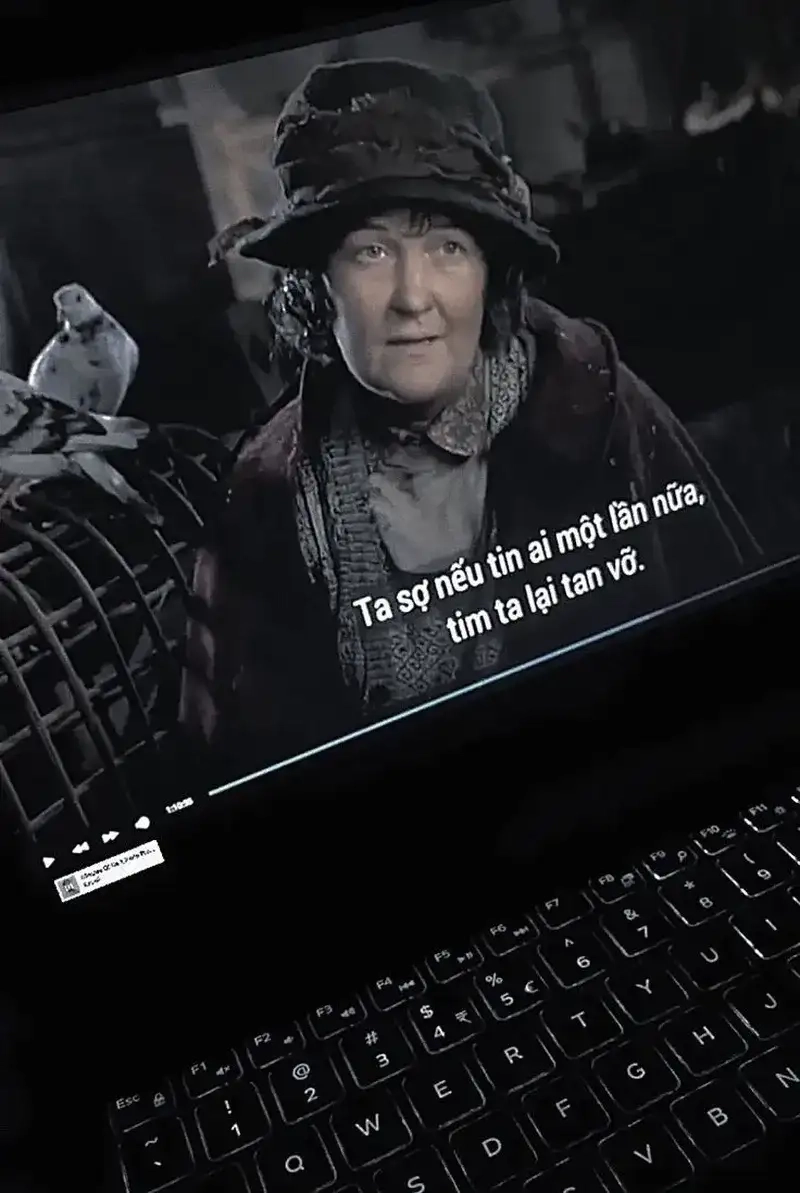 Ngẫm đời qua từng hình meme buồn về cuộc sống