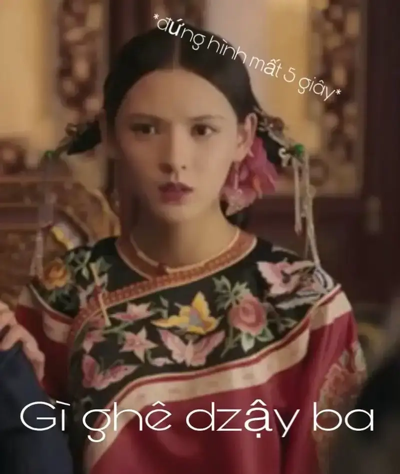 Meme ủa alo nhìn xong ngơ ngác không nói gì