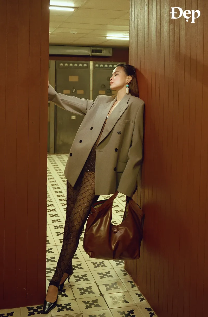 Hồ Ngọc Hà quảng cáo mỹ phẩm cao cấp