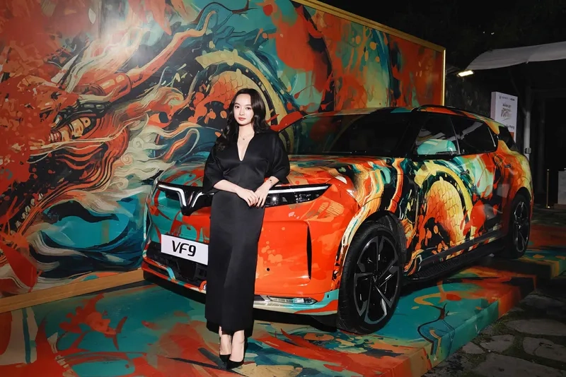 Kaity Nguyễn làm sản xuất phim giỏi