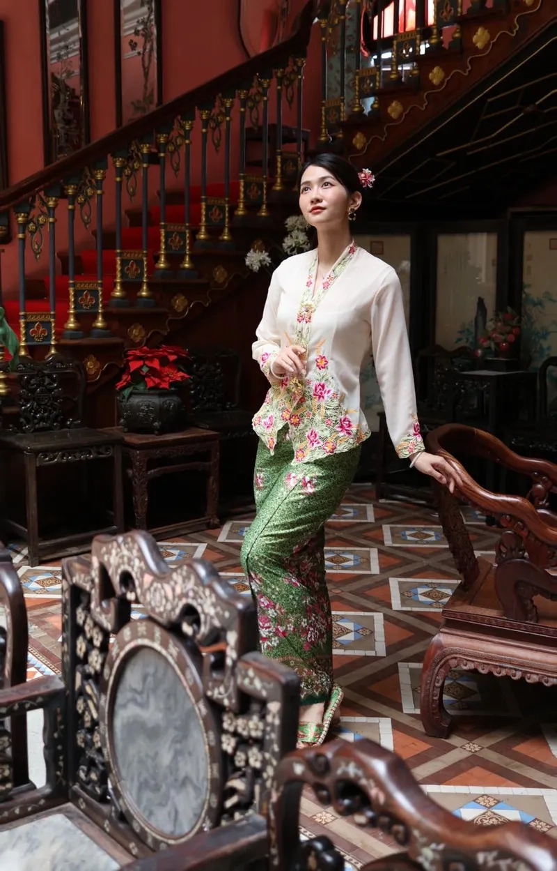 Lê Bống mặt mộc không tì vết cực xinh