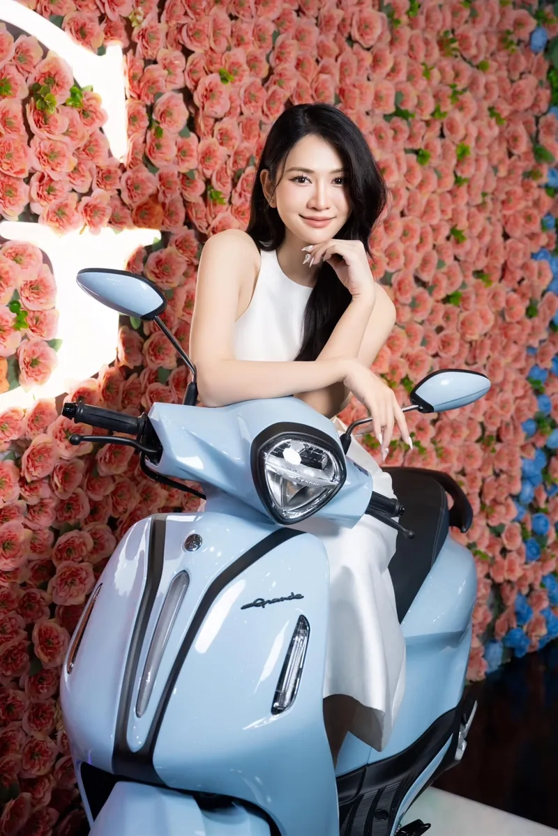 Lê Bống biến hình cực chất trên mạng