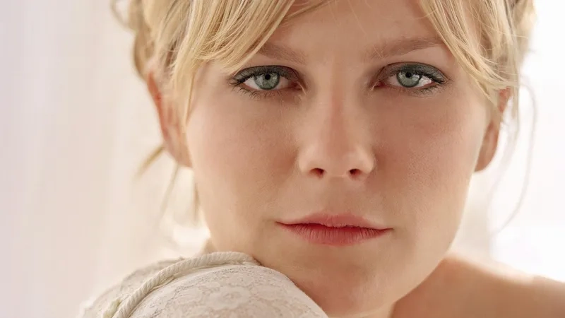 Tướng môi mỏng nói lên tính cách